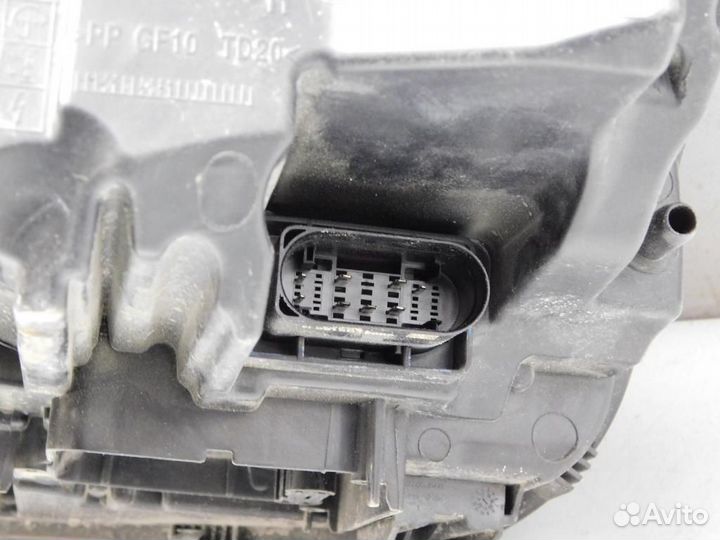 Фара правая Audi Q5/SQ5