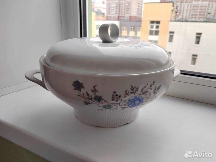 Продаю супницу