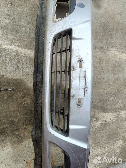 Передний бампер Опель Астра Н