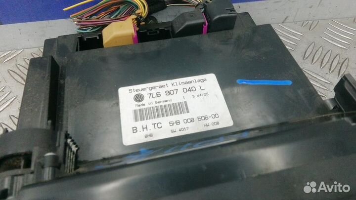 Блок управления климатической установкой Volkswage