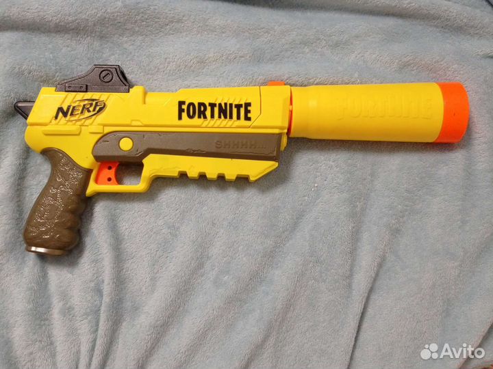 Пистолет игружечный nerf fortnite с глушителем