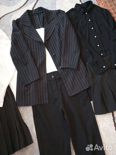 Пакетом Школьные вещи на девочку 146-152,158-164