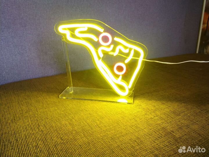 Неоновая вывеска готовая