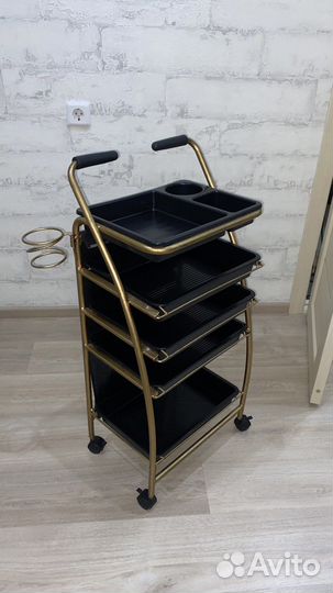 Тележка парикмахерская