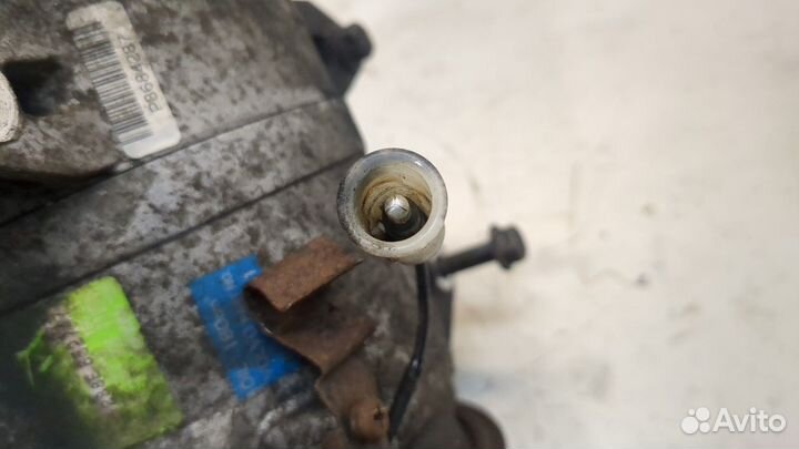 Компрессор кондиционера Volvo V70, 2002