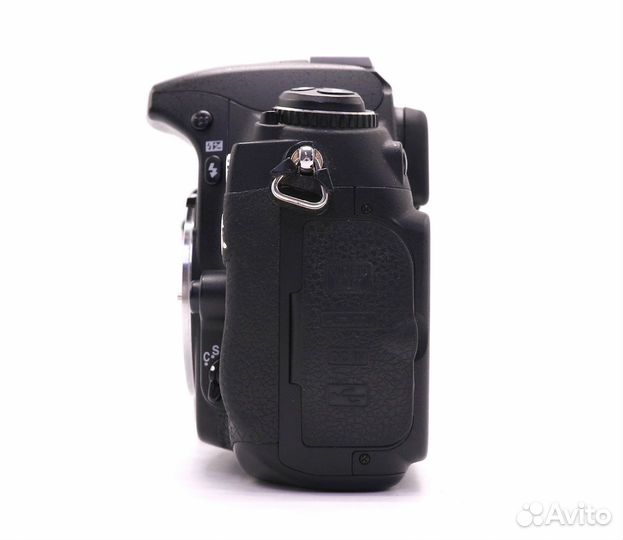 Nikon D300 body (пробег 59800 кадров)