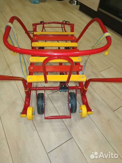 Детские санки с колесами