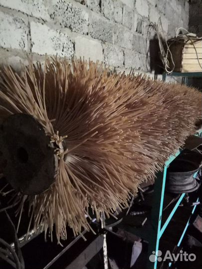 Щётка подметальная