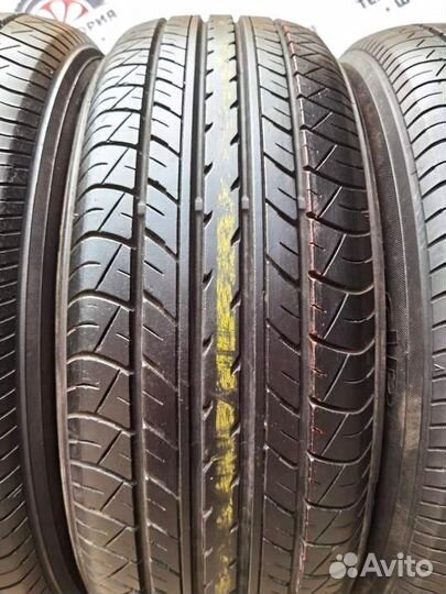 Yokohama dB Decibel E70 215/60 R16 95V