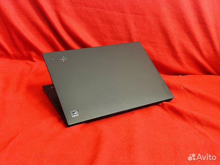 Lenovo ThinkPad X1 Carbon Gen 9