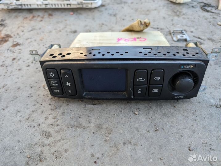 Блок управления климат-контролем Mitsubishi Lancer