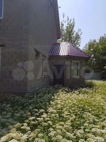 Дом 188 м² на участке 5 сот.