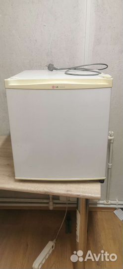 Холодильник бу маленький