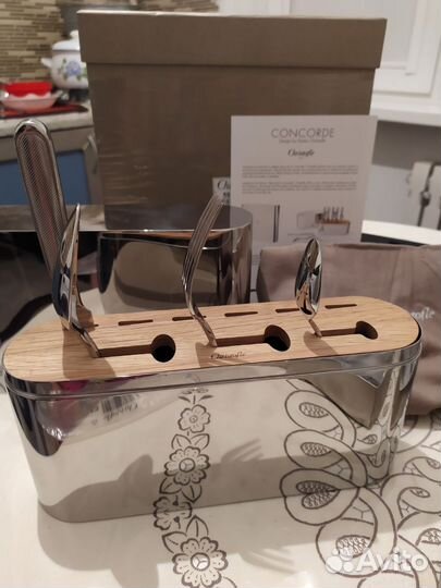 Столовые приборы