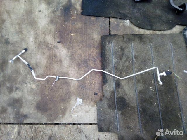 Трубка кондиционера Ford Focus 3 хэтчбек 2.0