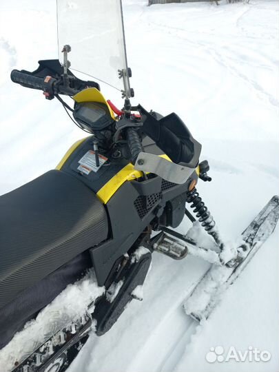 Продам снегоход кронусс тт200