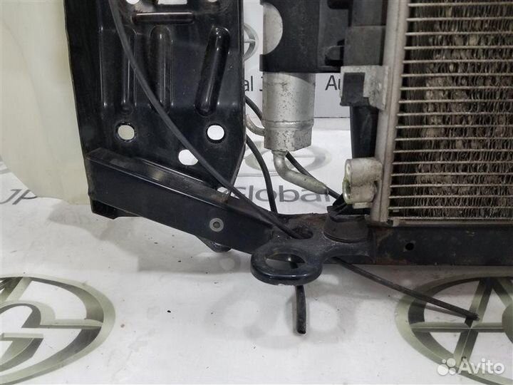 Панель передняя/телевизор (в сборе) Nissan Dualis