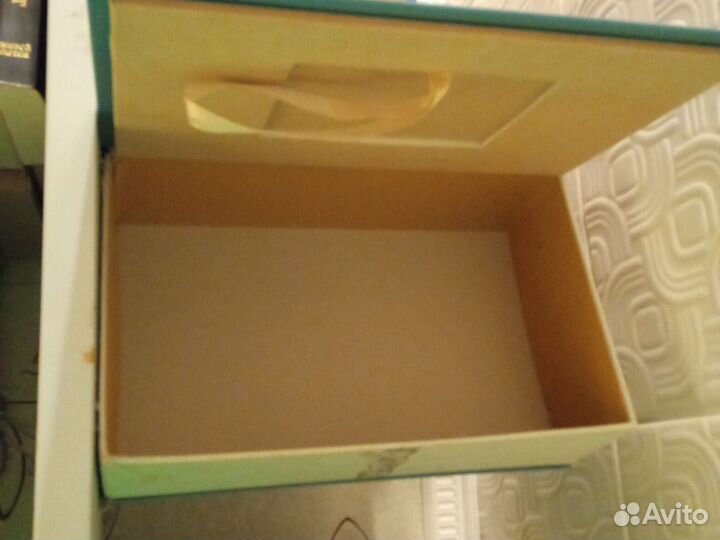 Книга -шкатулка,сейф книга