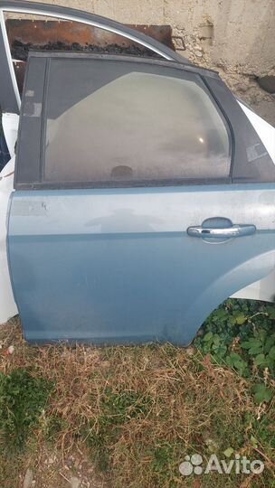 Дверь ford focus 2