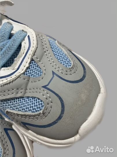 Кроссовки детские