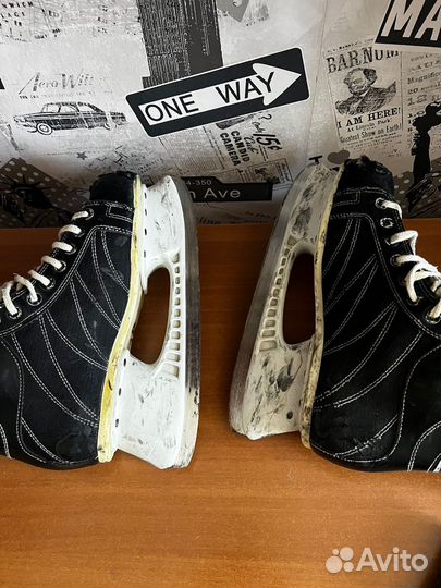 Хоккейные коньки bauer
