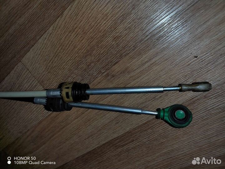 Тросик кпп на Mercedes sprinter