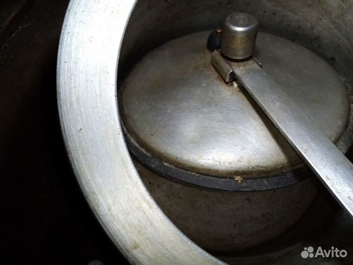 Скороварка СССР, 2 шт, разный замок