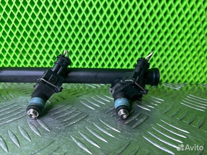 Форсунка топливная Renault Megane 2 K4J730 1.4 98