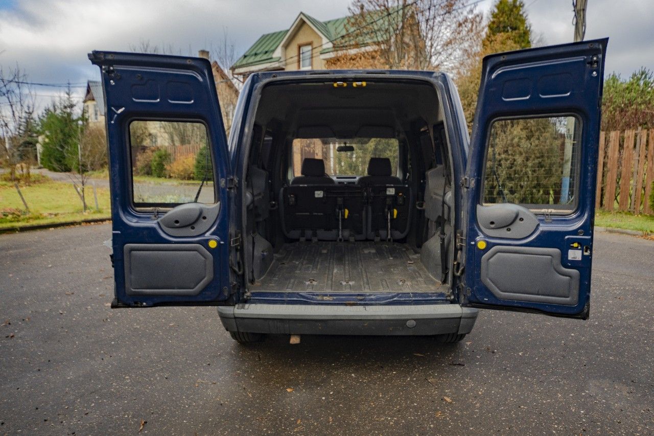 Ford Tourneo Connect: фото владельца