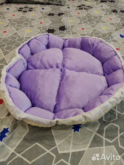 Лежак для собак и кошек