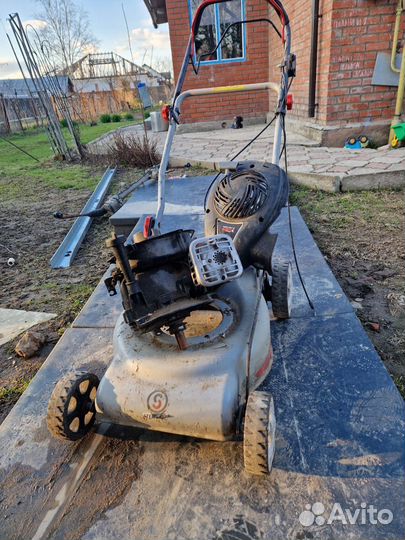 Газонокосилка бензиновая самоходная