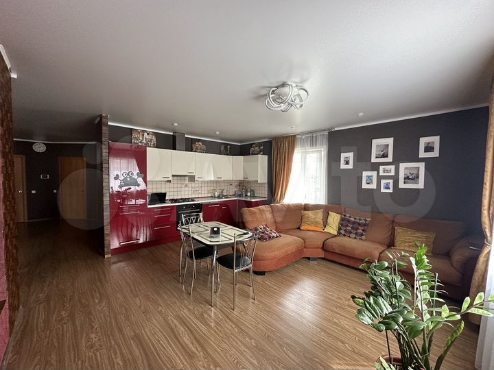 Дом 108 м² на участке 11 сот.