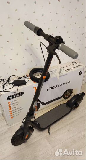 Электросамокат ninebot KickScooter e25