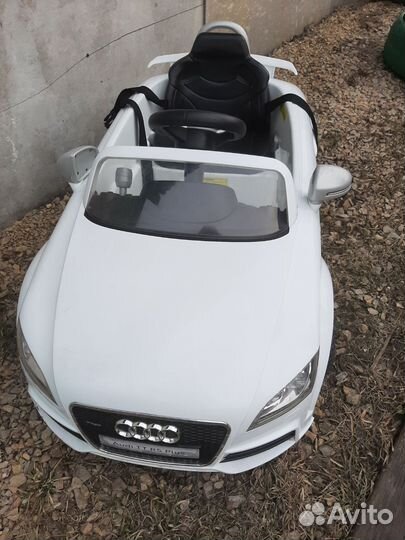 Детский электромобиль