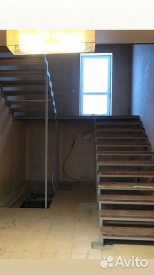 Лестница в частный дом. Металлокаркас