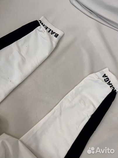 Спортивный костюм женский