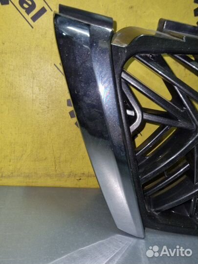 Решетка радиатора Toyota Land Cruiser Prado