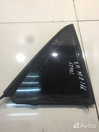 Глухое стекло (заднее, правое)