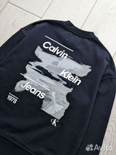 Свитшот Calvin Klein оригинал