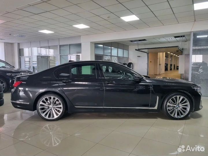 BMW 7 серия 3.0 AT, 2022, 23 000 км