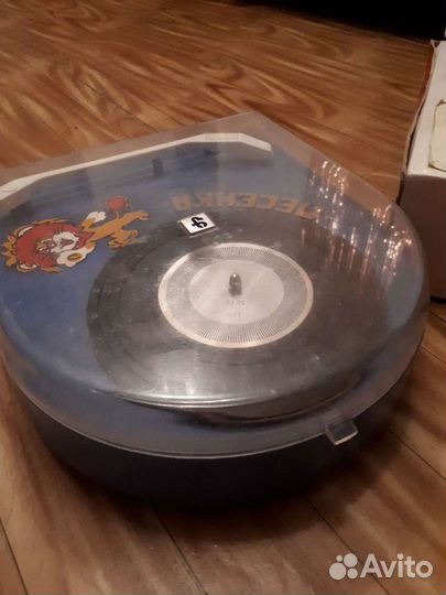 Электрофон песенка-1