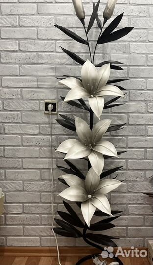 Ростовая роза-светильник