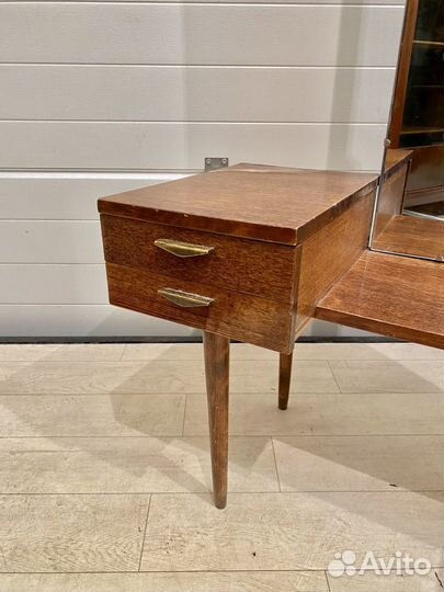 Винтажный туалетный столик с банкеткой СССР