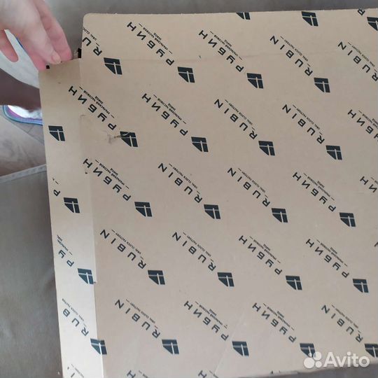 Часы настенные новые