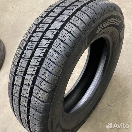 Hankook Vantra ST AS2 RA30 195/70 R15C 104R