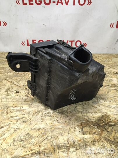 Корпус блока предохранителей Renault Sandero