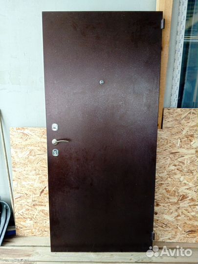 Дверь входная с терморазрывом