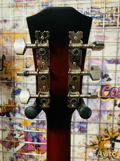 Акустическая гитара