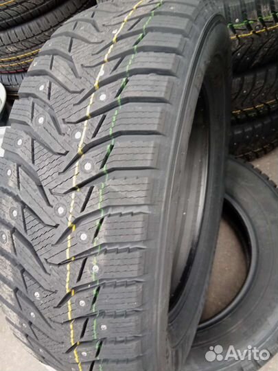 Kumho WinterCraft SUV Ice WS31 225/65 R17 102