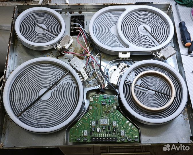 Варочная панель электрическая 4 конфорки (Hansa)